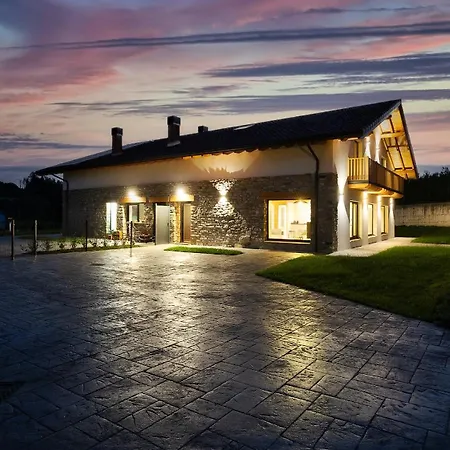 Tatil Evi Txorionak - Caserio Rehabilitado Entre Bilbao Y Urdaibai Gatika